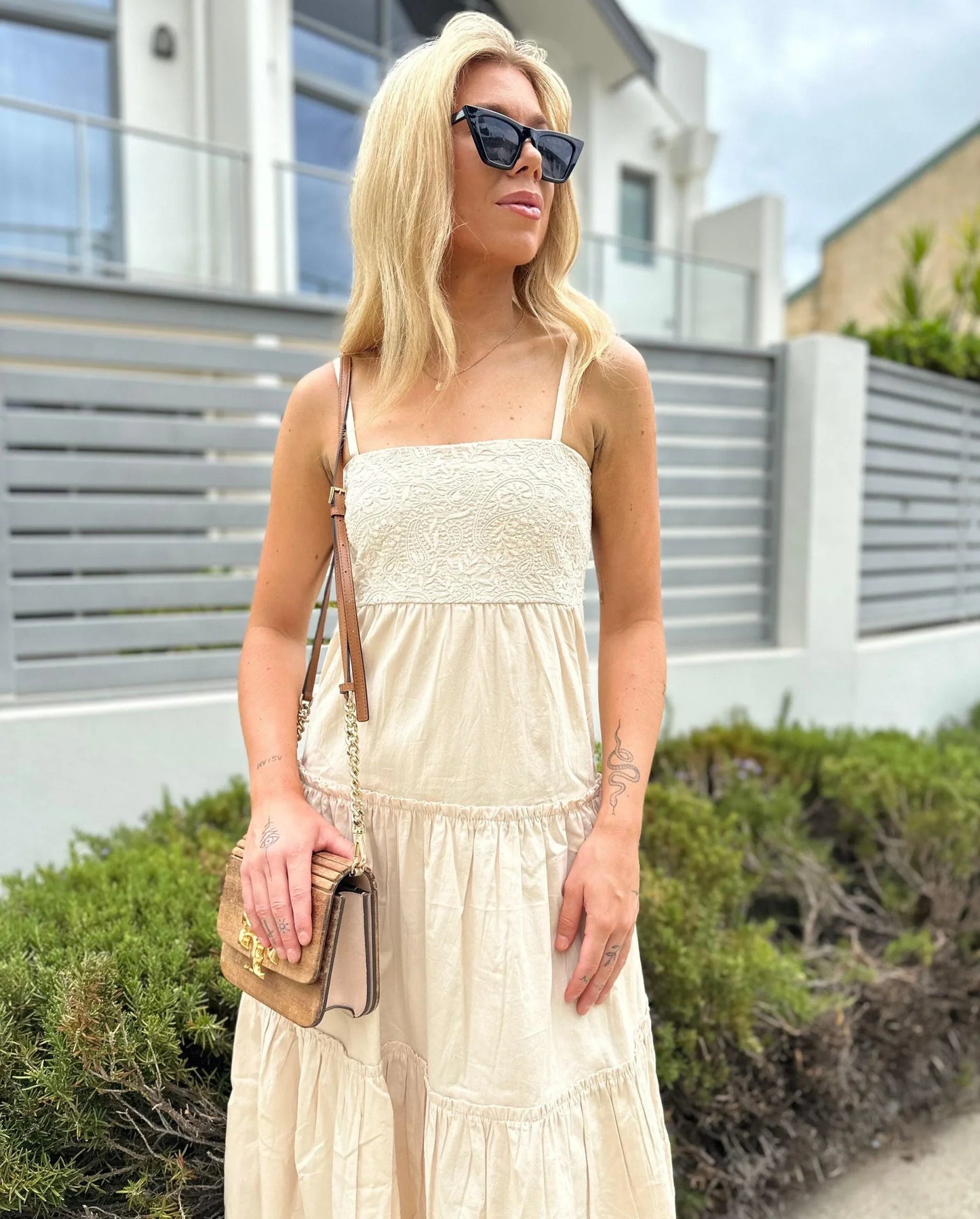 Zaafira Tiered Midi Dress